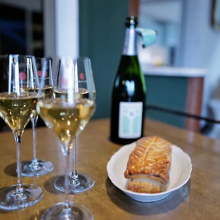 Maison Au Coeur Des Vignes Épernay Esterno foto